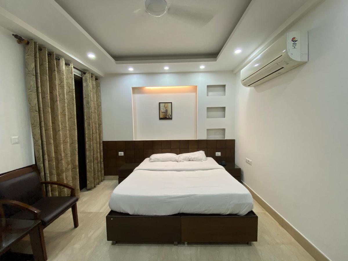 Sheesh Mahal Bed & Breakfast Нью-Дели Экстерьер фото